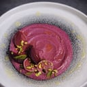 Foto de Hummus de Remolacha/ Beetroot Hummus