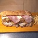 Foto de Lomito Demasiado Rico + Papas Individuales