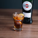 Foto de Martini Blanco / Rojo