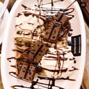 Foto de Waffle kitKat o wafle oreo