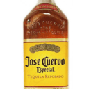 Foto de TEKILA JOSE CUERVO + 4 AGUAS + HIELO + LIMON Y SAL
