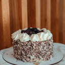 Foto de Torta Selva Negra con Frutos Rojos