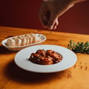Foto de ALBONDIGAS A LA PUTANESCA
