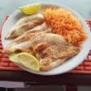 Foto de PECHUGA GRILLÉ CON PAPAS O ENSALADA