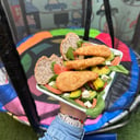 Foto de Ensalada de tender de pollo
