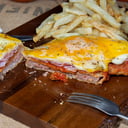 Foto de Milanesa Napolitana De Pollo Para Compartir