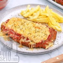 Foto de MILANESA DE CARNE A LA NAPOLITANA CON FRITAS
