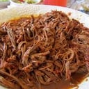 Foto de Bondiola Desmechada Con Mozzarella y Tomate