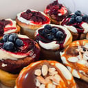 Foto de CINNAMON ROLL + TOPPING