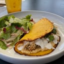 Foto de Creppe de pollo y hummus de garbanzos (GF*)