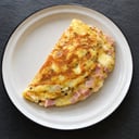 Foto de Omelette queso-tomate-jamón + tostadas