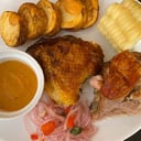Foto de POLLO A LA CAJA CHINA