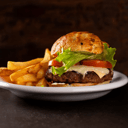 Foto de Burguer con fritas.