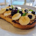 Foto de French Toast Frutilla / Banana