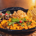 Foto de CHULETA DE ROBALO EN SALSA DE CAMARON