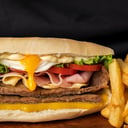 Foto de SUPER SANDWICH CHACARERO C/FRITAS