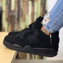 Foto de Jordan Retro 4