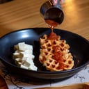 Foto de MINI WAFFLES DE YUCA & GUAVA