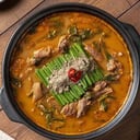 Foto de Heukyeomsotang (黑山羊湯) 흑염소탕