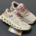 Foto de On cloud Jamaica