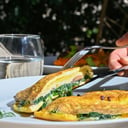 Foto de Omelette de espinacas y champiñones