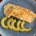 Foto de TORTILLA FRANCESA Y AGUACATE