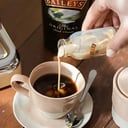 Foto de CARAJILLO BAILEYS O LICORES VARIOS