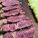 Foto de Chuletón de vaca madurada +45 días Dry Aged de 500gr al josper con patatas panadera