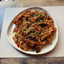 Foto de 두부 볶음 우동 Dubu udon PICANTE (vegano)