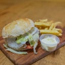 Foto de 2 Hamburguesas completas con papas