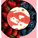 Foto de Helado sabor yogurt frutos rojos.