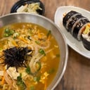 Foto de Combo Clasic La-myeon + 5pz Kimbap