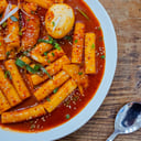 Foto de 떡볶이 / Teok Bokki (Picante III)
