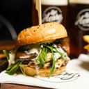 Foto de HAMBURGUESA DEL MES: BLUE CHESSE
