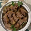 Foto de 31. 牛腩煲 Estofado de Ternera