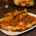 Foto de Milanesa Victor c / Guarniciòn