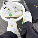 Foto de Jordan Retro 4