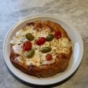 Foto de Pizza estilo napolitano individual napolitana 