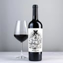 Foto de Cordero con piel de lobo 3/4 malbec 