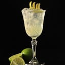 Foto de Gin lemonade ( gin,lima o limón,tónica)