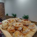 Foto de empanada de jamon y queso