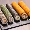 Foto de 70 mix sushi