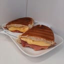 Foto de Pebete con Jamon Crudo y Queso