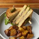 Foto de Tuna sandwich americano en pan brioche