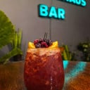 Foto de Jugo de naranja, frutos rojos y maracuya