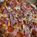 Foto de Pizza Carnivora