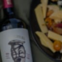 Foto de Copa de Vino Malbec - OTRO LOCO MÁS