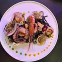 Foto de Fetuccini con frutos del mar en tinta de calamar