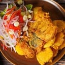 Foto de Doncella frita c/ tacacho o patacones