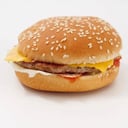 Foto de Hamburguesa de Carne y Tocino con papas chips